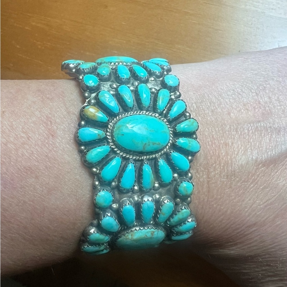 Navajo Turquoise Blossom Sterling Silver Cuff Bracelet Larry Moses Begay 30 gr